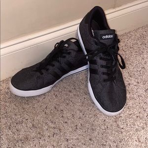 Men’s adidas tennis shoes